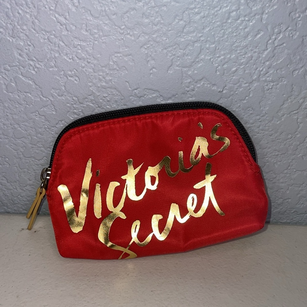 VICTORIA'S SECRET MAKEUP BAG VS Mini Makeup Bag Purse size Makeup Bag 👛Red Gold